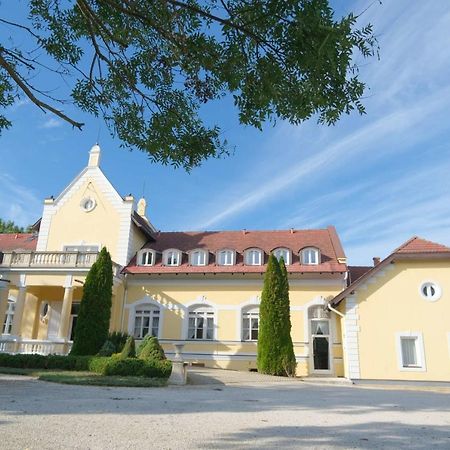 Rosenberg Kuria Taplanszentkereszt Exterior foto